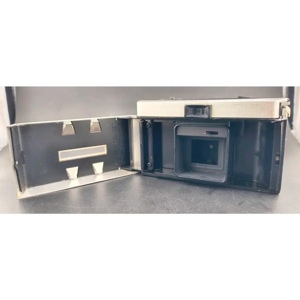Vintage Kodak Instamatic 124 126 Film Camera - Mechanical Shutter Works